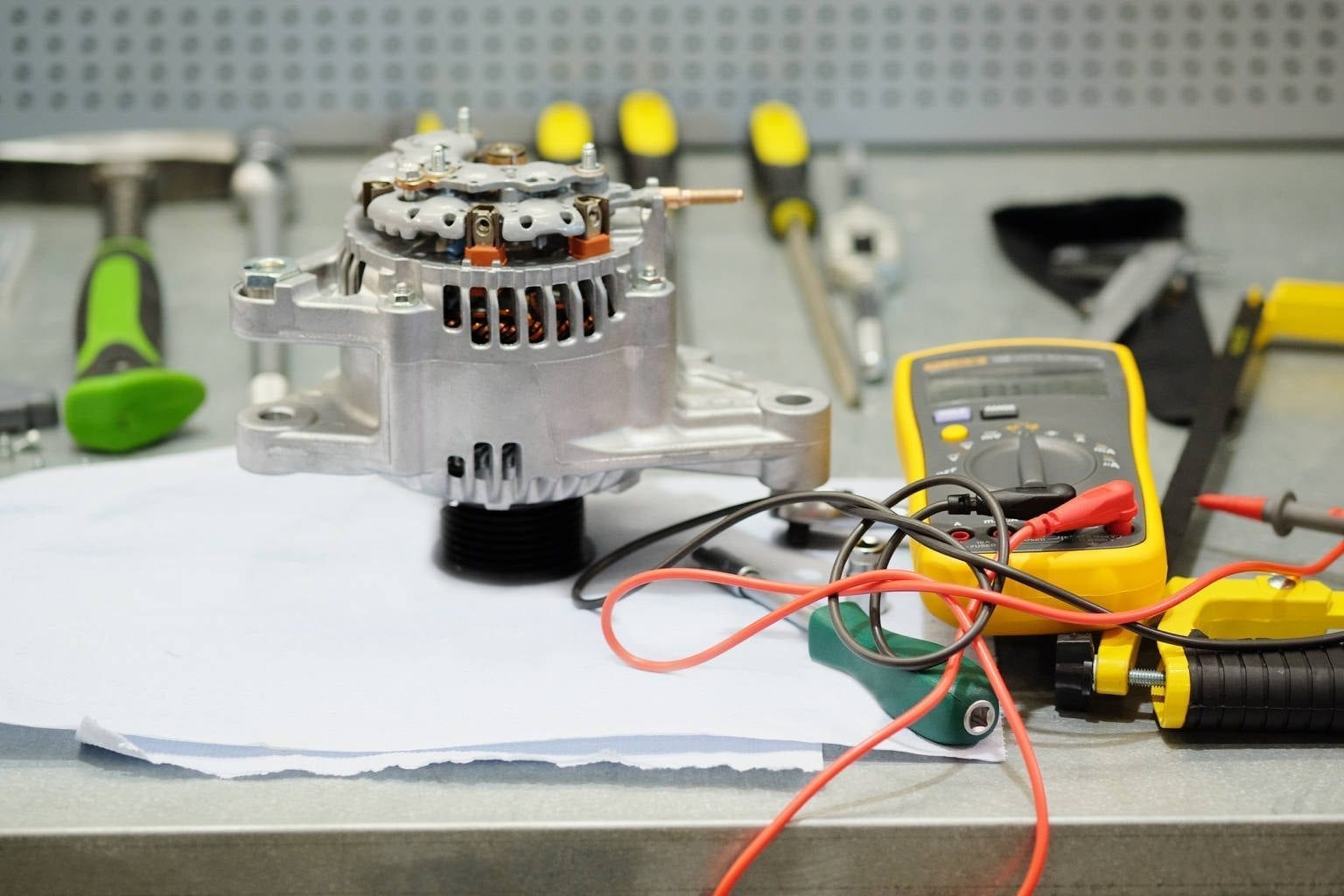 What does a mobile auto electrician in Brisbane do? Premium